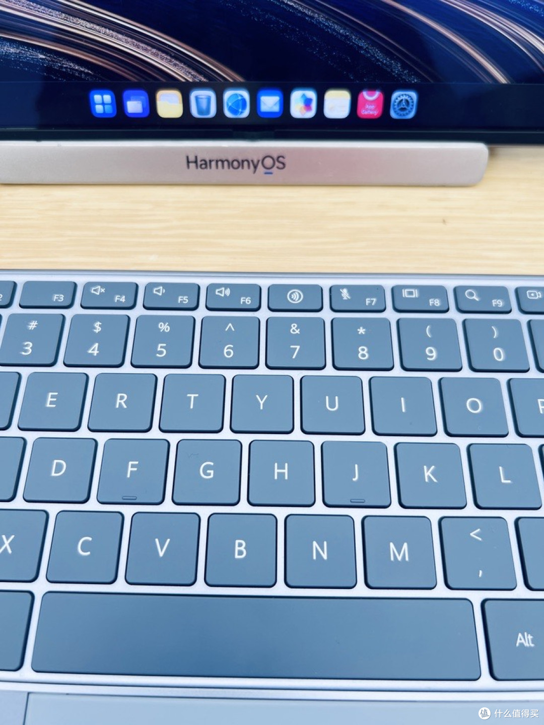 折越边界,智启新章:华为MateBook Fold非凡大师!