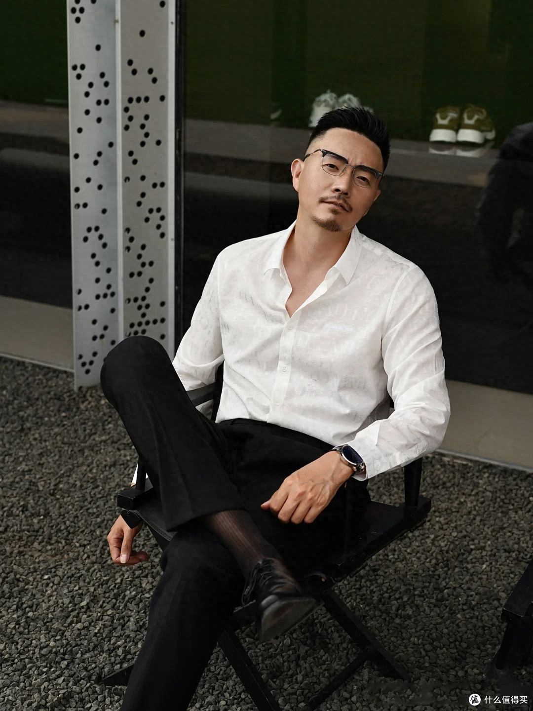 男人老了后，可以不戴手串、项链！但手表不能少，美观实用有格调