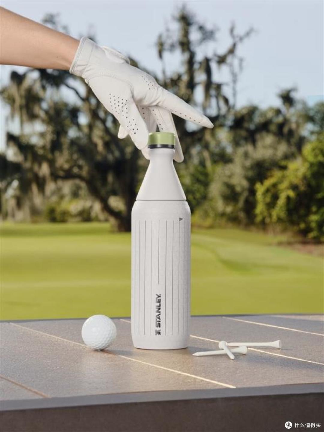 Stanley 1913 携手 Nelly Korda 推出限量联名系列