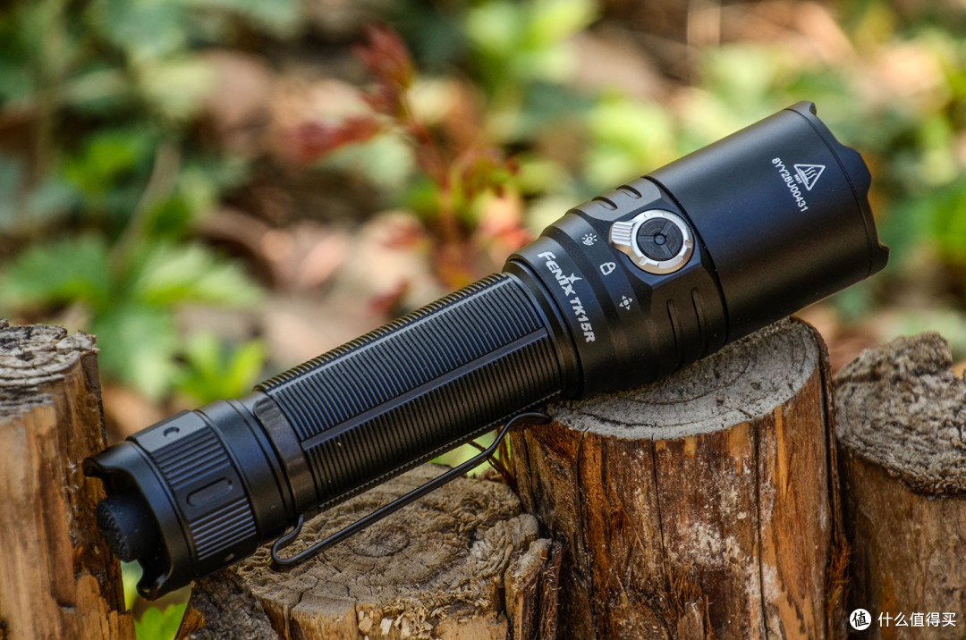以智驭光,暗夜战术:Fenix TK15R