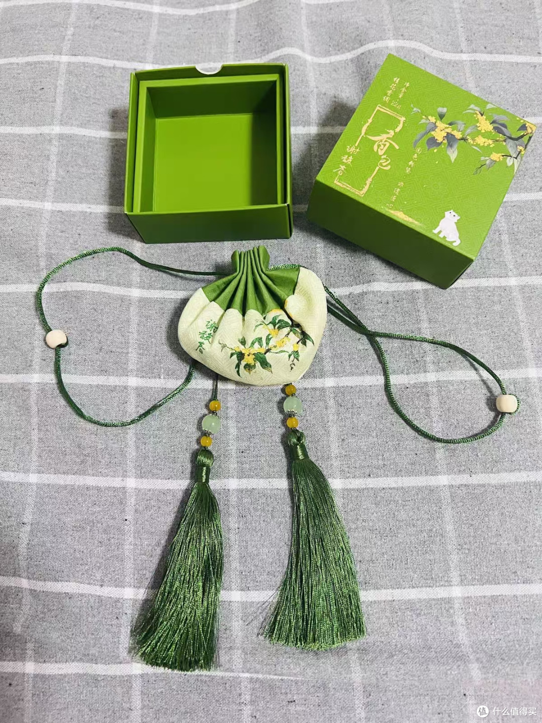 🌸国货老字号封神|谢馥春这枚香包,把江南春秋戴在身上✨