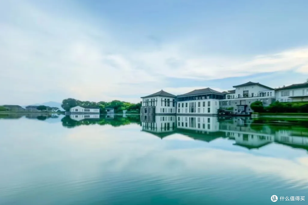 《蜜语纪》，中国版「白莲花酒店」，国产剧里必打卡10家酒店