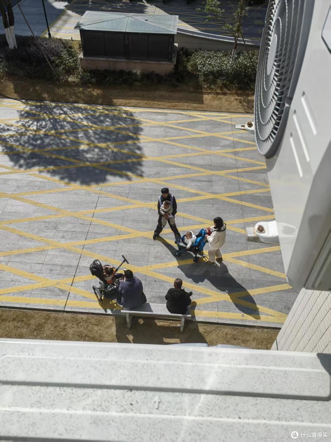 有一种后悔叫买了“高层的2楼”,不好住卖不掉,彻底成为不动产