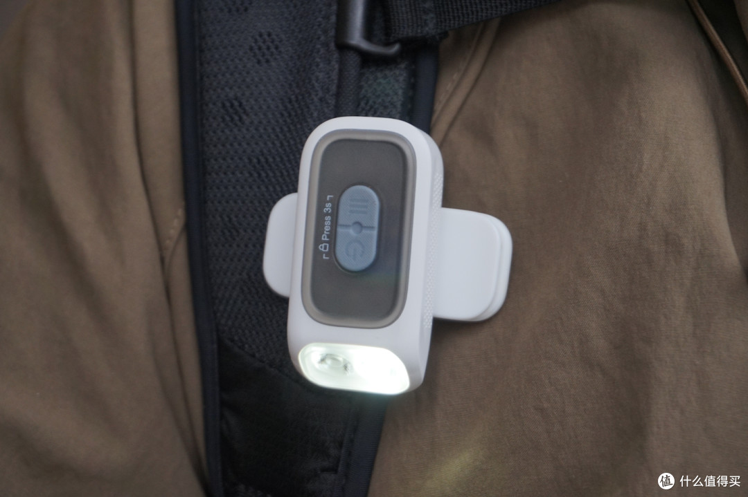 Fenix E04R指尖上的全能补光神器