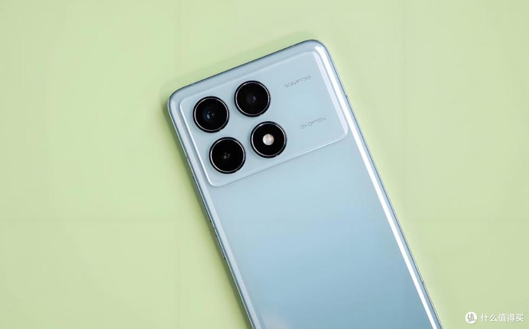 6300mAh+3.5mm耳机孔回归!Redmi R70这配置让旗舰破防