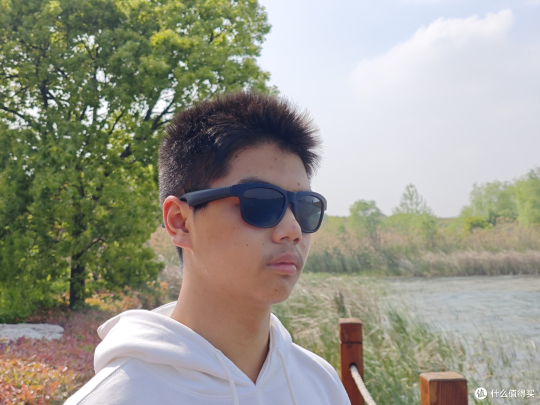 原来,FIYA飞雅F1运动智能眼镜真的只要49就可以买到,太满足了。