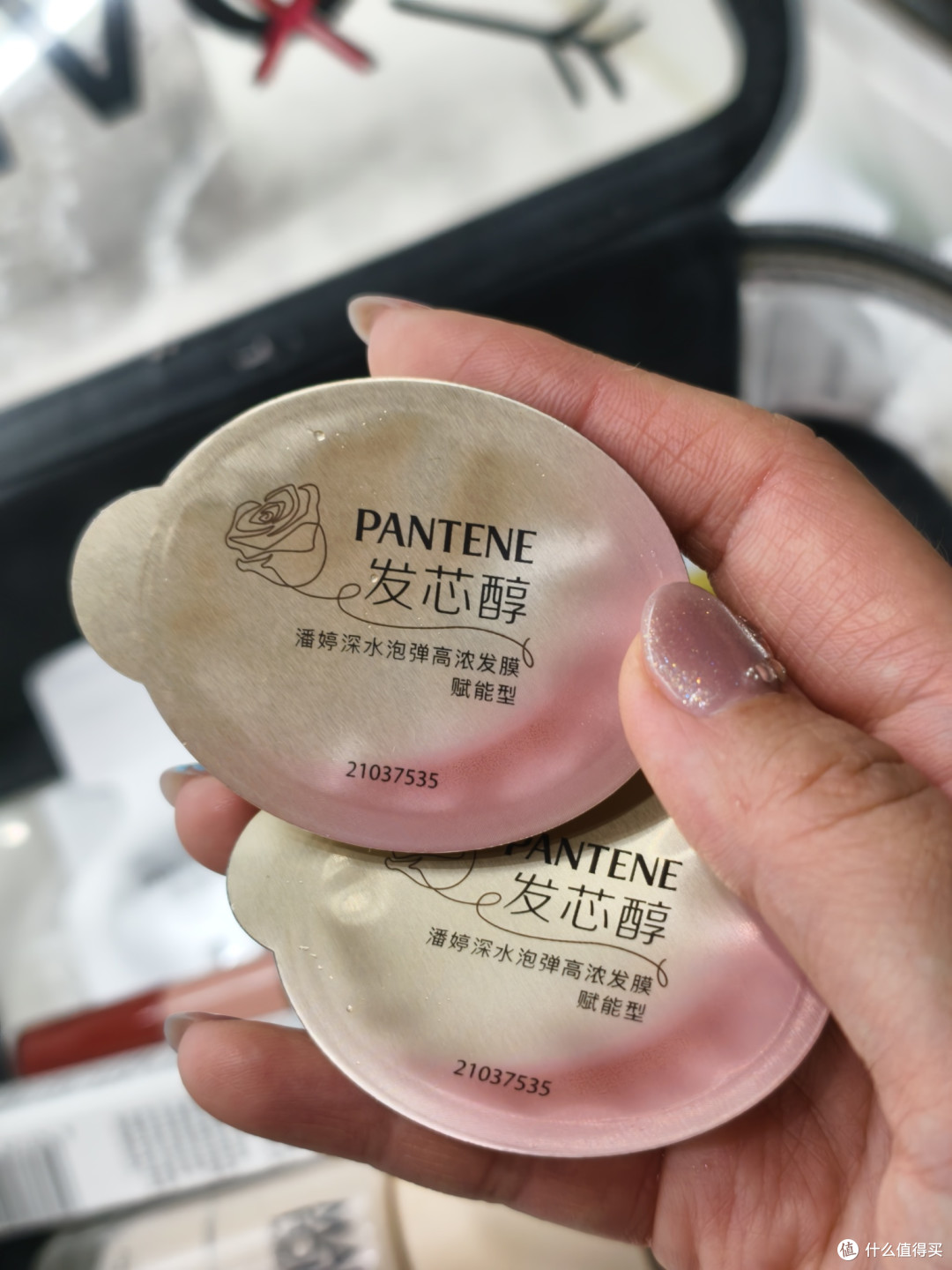 出门旅行不负重,个护好物带这几样就够啦!