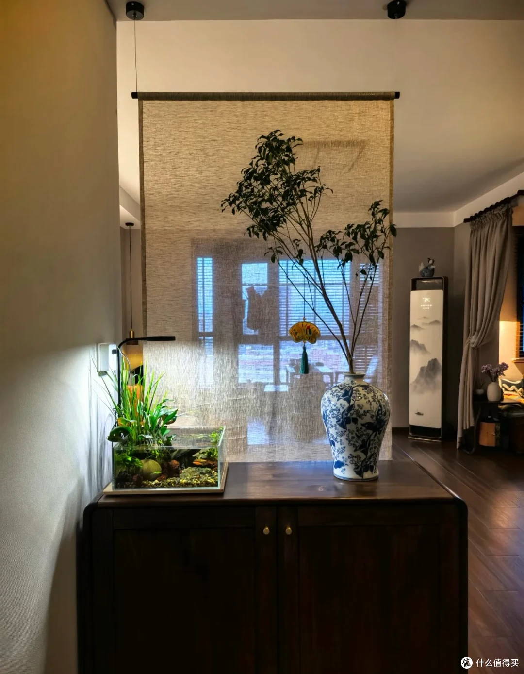 玄关可以多有趣？看完再看我家花了8000的隔断：它不配！