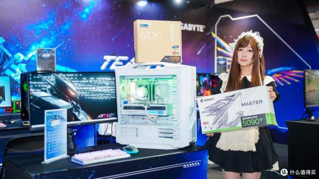2026西南电玩展技嘉硬装上手:旗舰配置直接抄
