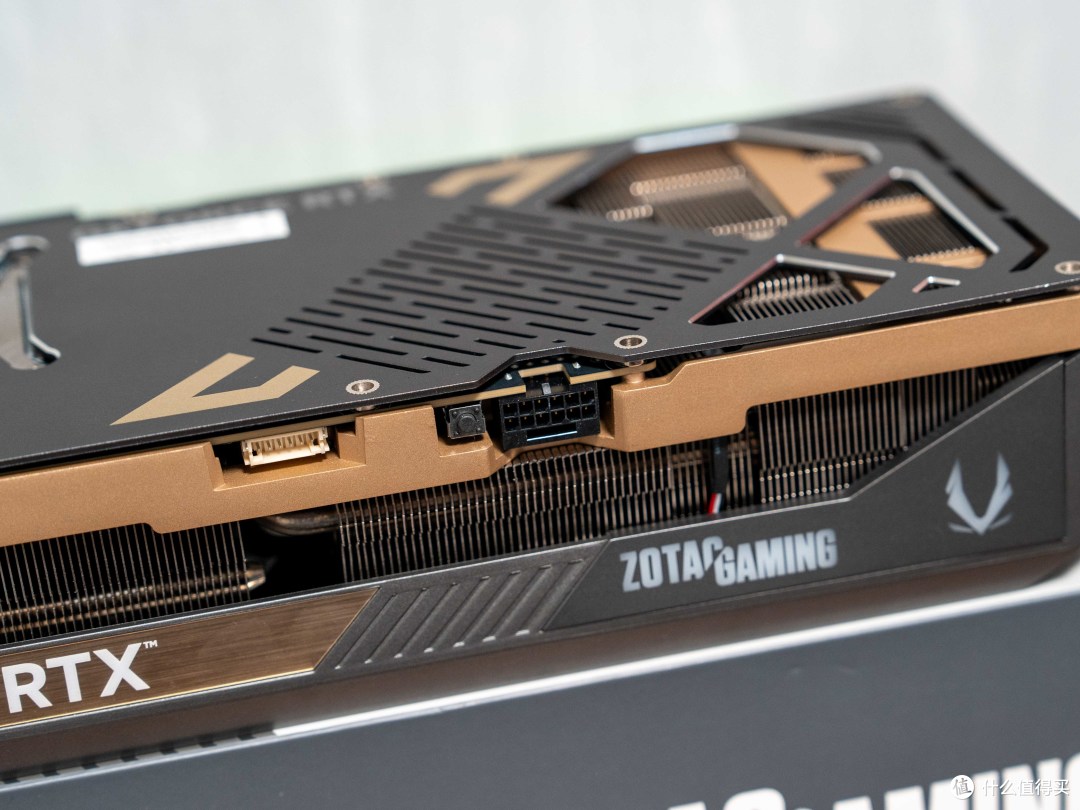 拒绝同质化！七彩虹Z890 ULTRA-S W主板：270K Plus的潮流座驾