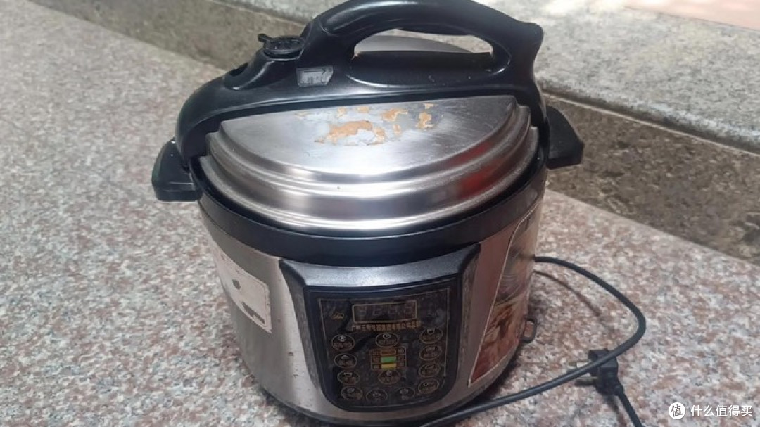 高压锅哪个品牌最好最安全?十大品牌谁更胜一筹?高下立判!