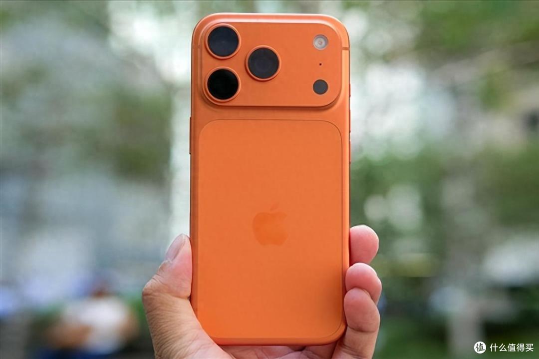 告别星宇橙!iPhone 18 Pro新主打色曝光,低调又显贵