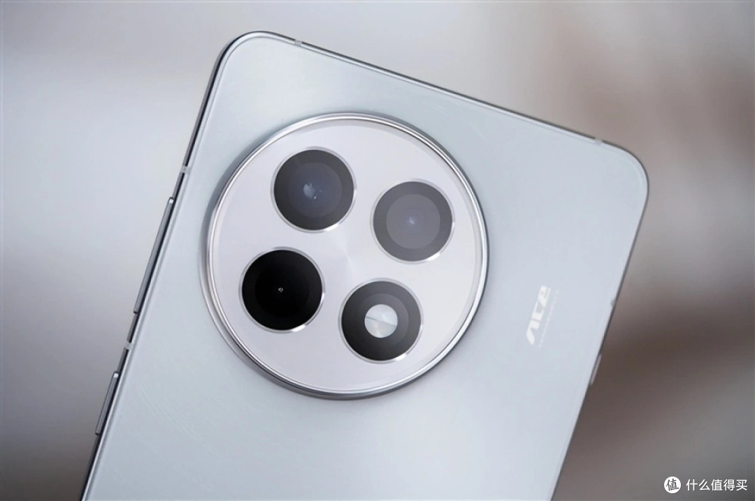 预算2000元左右,4月可以闭眼入的3款手机,16GB+512GB五年不换机