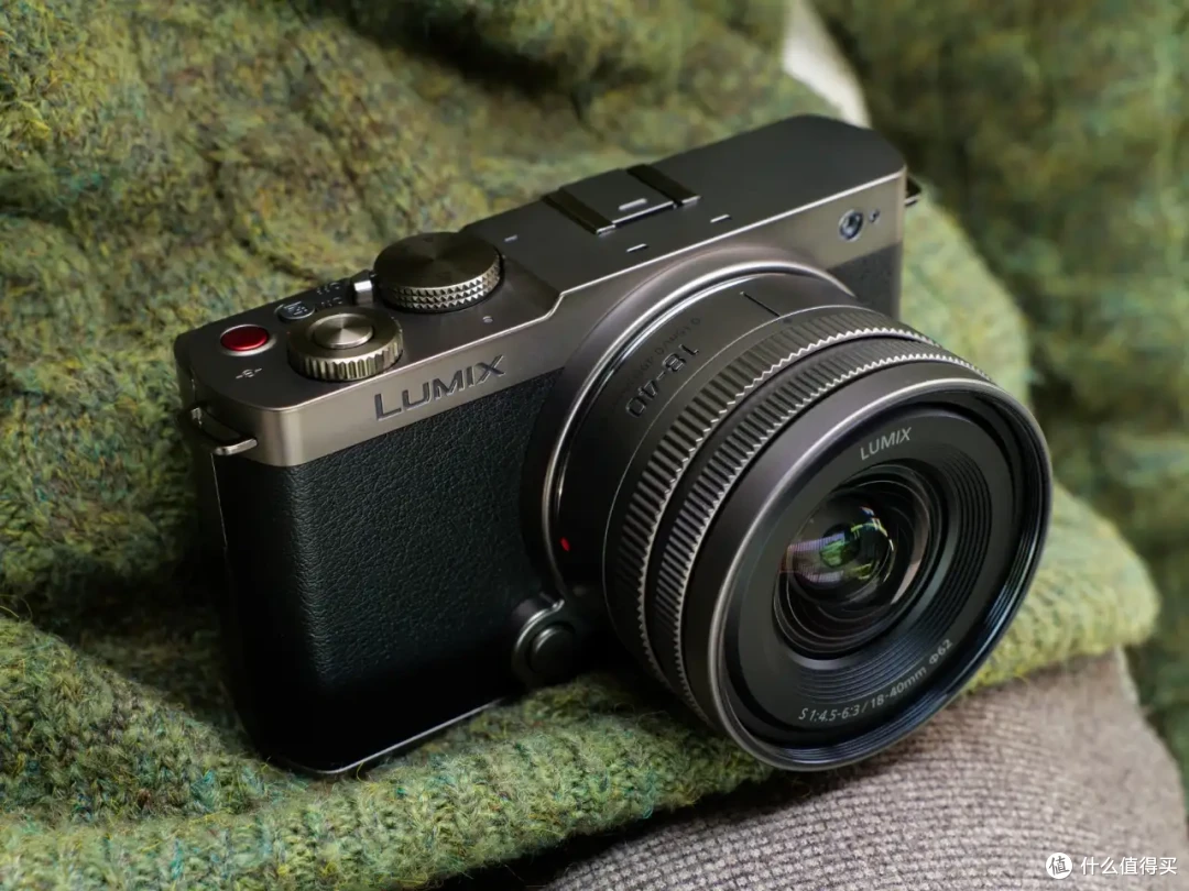 小美好,轻上镜|LUMIX S 40mm F2 正式发布,S9新色同步登场