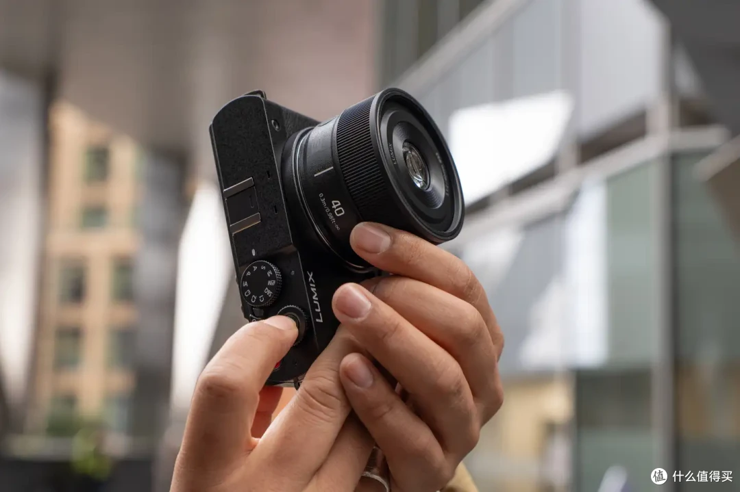 小美好,轻上镜|LUMIX S 40mm F2 正式发布,S9新色同步登场