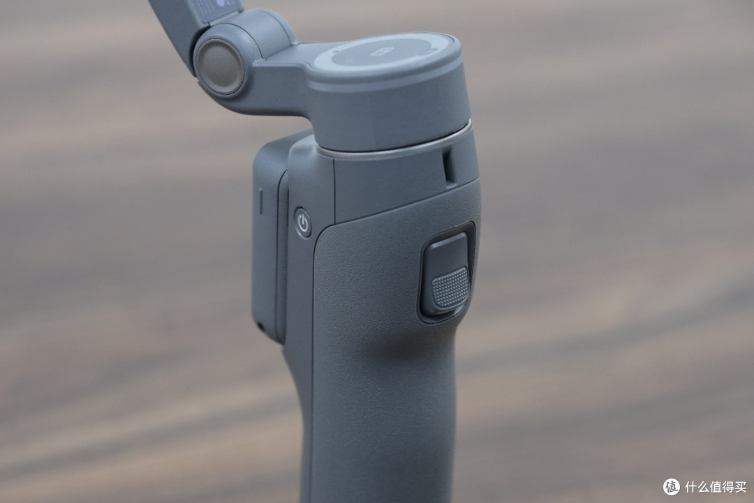 跃然掌上,全能出片 DJI Osmo Mobile 8P Vlog 套装测评