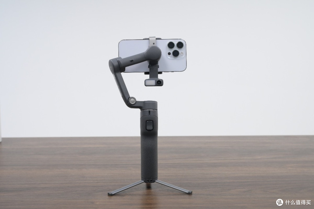 跃然掌上,全能出片 DJI Osmo Mobile 8P Vlog 套装测评