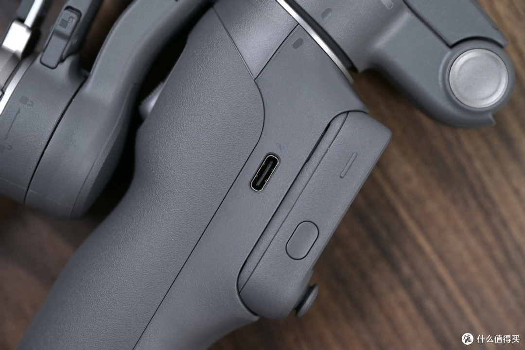 跃然掌上,全能出片 DJI Osmo Mobile 8P Vlog 套装测评