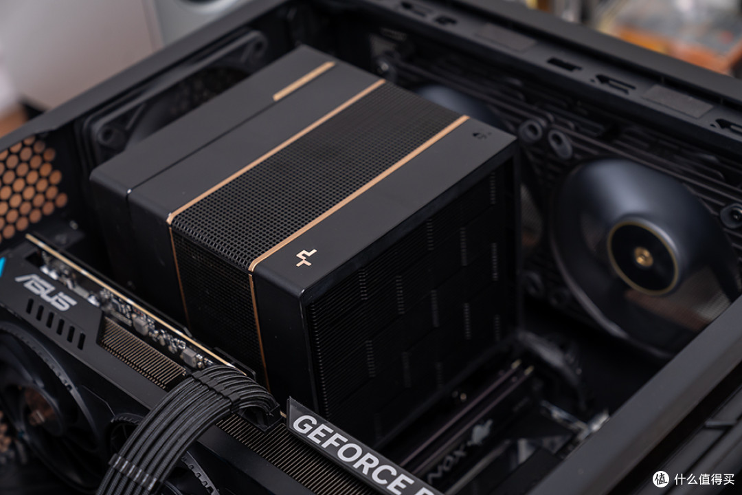 低调高效,华硕 PA401+微星 Z890 UNIFY-X+巨齿鲨5070 装机展示