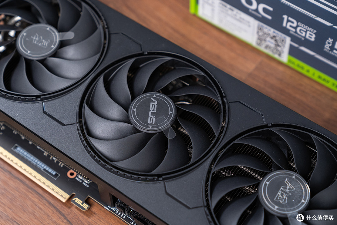 低调高效,华硕 PA401+微星 Z890 UNIFY-X+巨齿鲨5070 装机展示