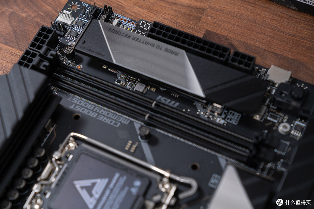 低调高效,华硕 PA401+微星 Z890 UNIFY-X+巨齿鲨5070 装机展示