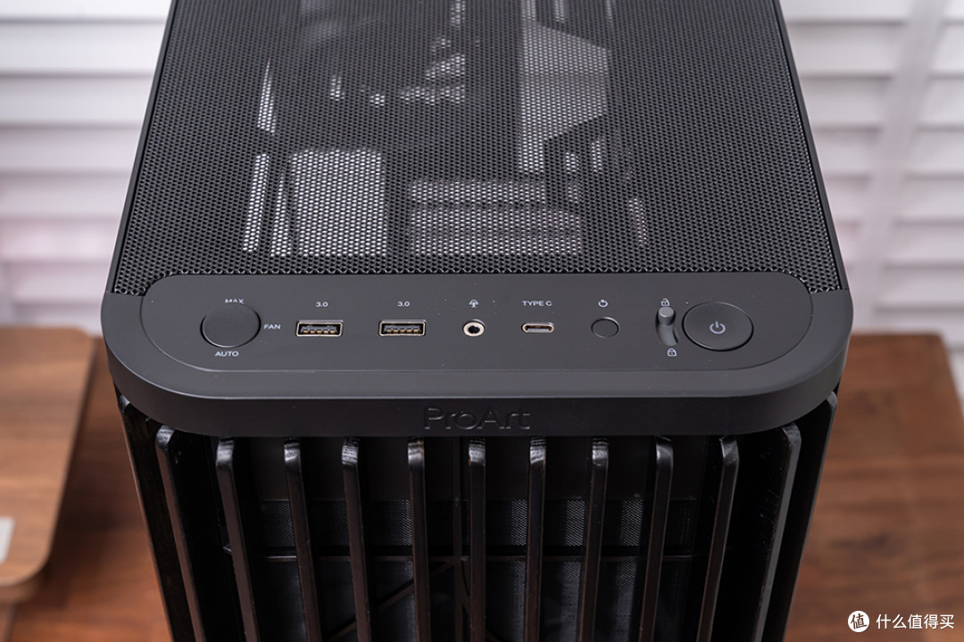 低调高效,华硕 PA401+微星 Z890 UNIFY-X+巨齿鲨5070 装机展示