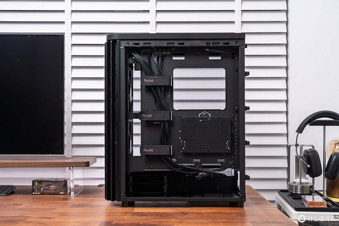 低调高效,华硕 PA401+微星 Z890 UNIFY-X+巨齿鲨5070 装机展示