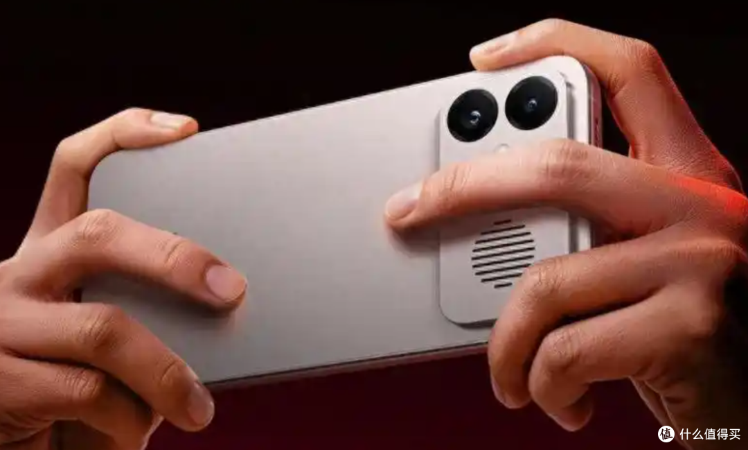 小米游戏手机新宠，Redmi K90 Max风冷版优缺点汇总，游戏不掉帧