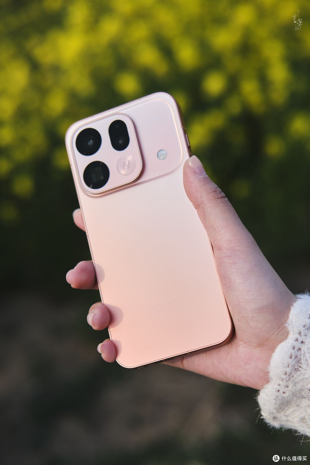 如何评价 OPPO Find X9s Pro,「口袋哈苏双 2 亿」有何亮点?