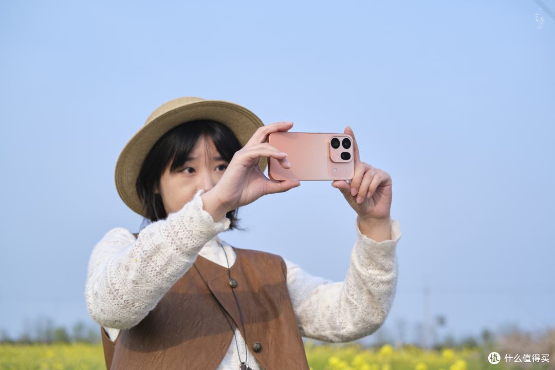 如何评价 OPPO Find X9s Pro,「口袋哈苏双 2 亿」有何亮点?