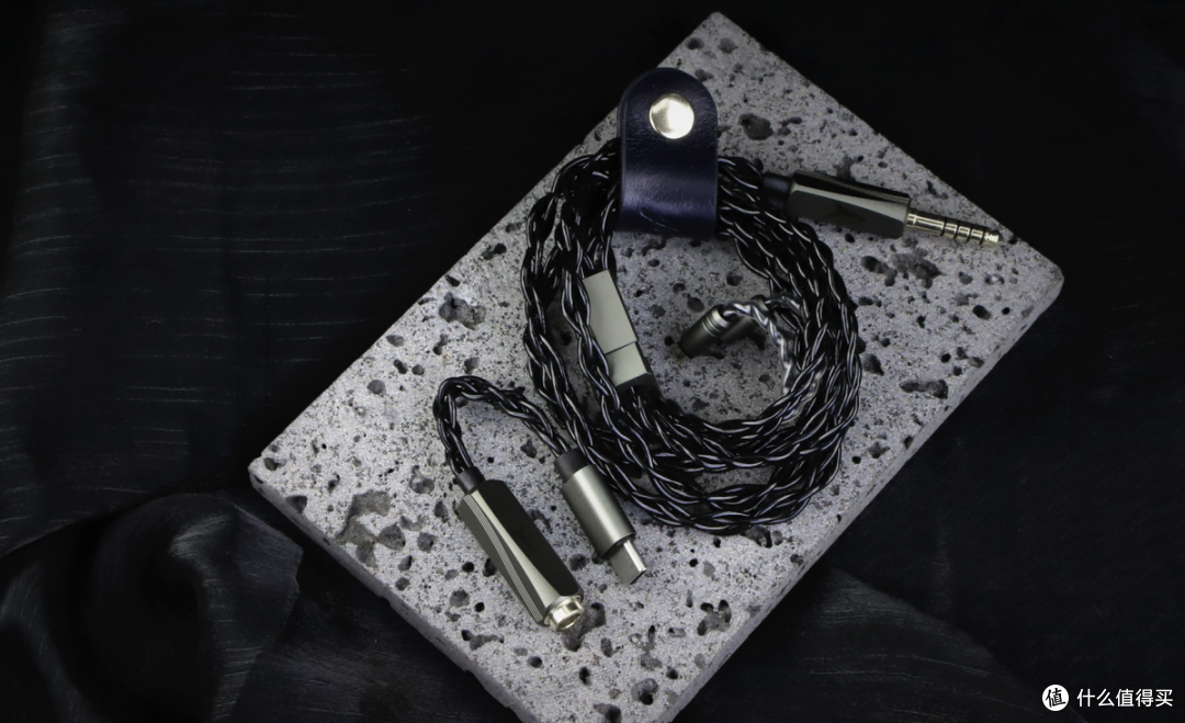 海外出货量很不错的国产HiFi耳机听起来如何?评Hisenior Mega7
