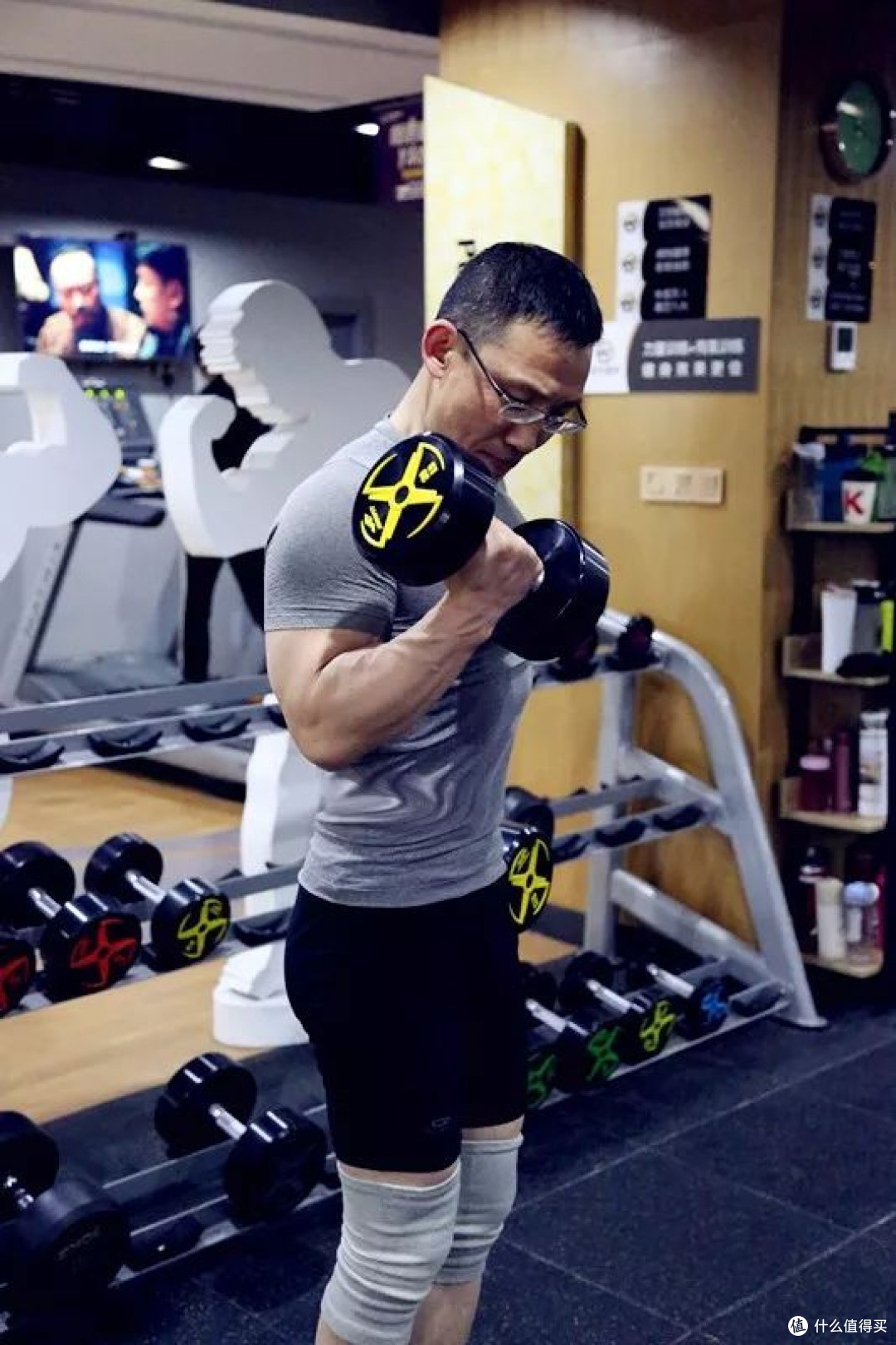 劝中年男人要“坚持运动”,看完这几组素人的对比图,你就懂了!