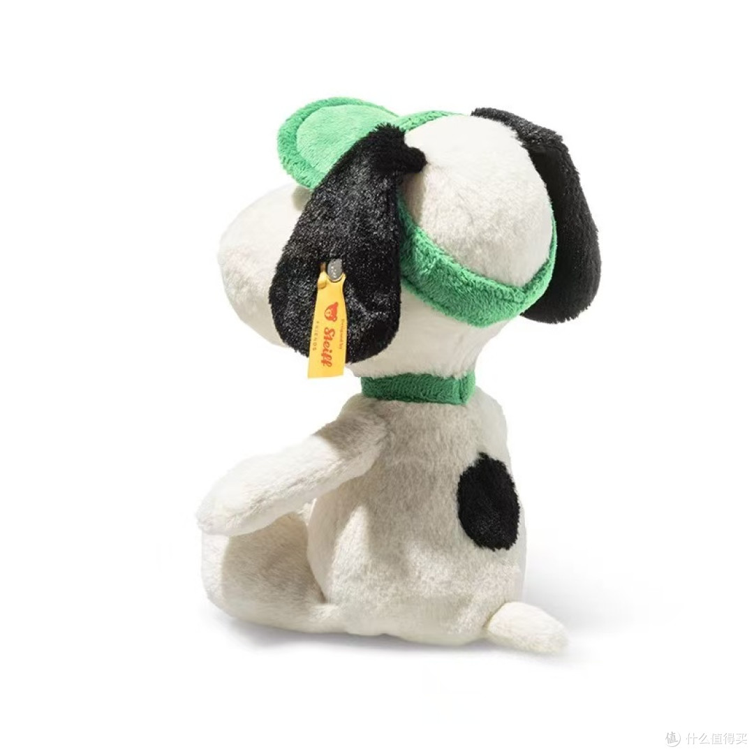 谁能拒绝一只会打网球的 Steiff 史努比🥎