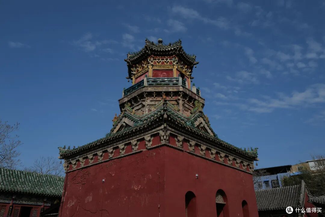 蓦然回首,这座从画里活过来的古都,就在灯火阑珊处!