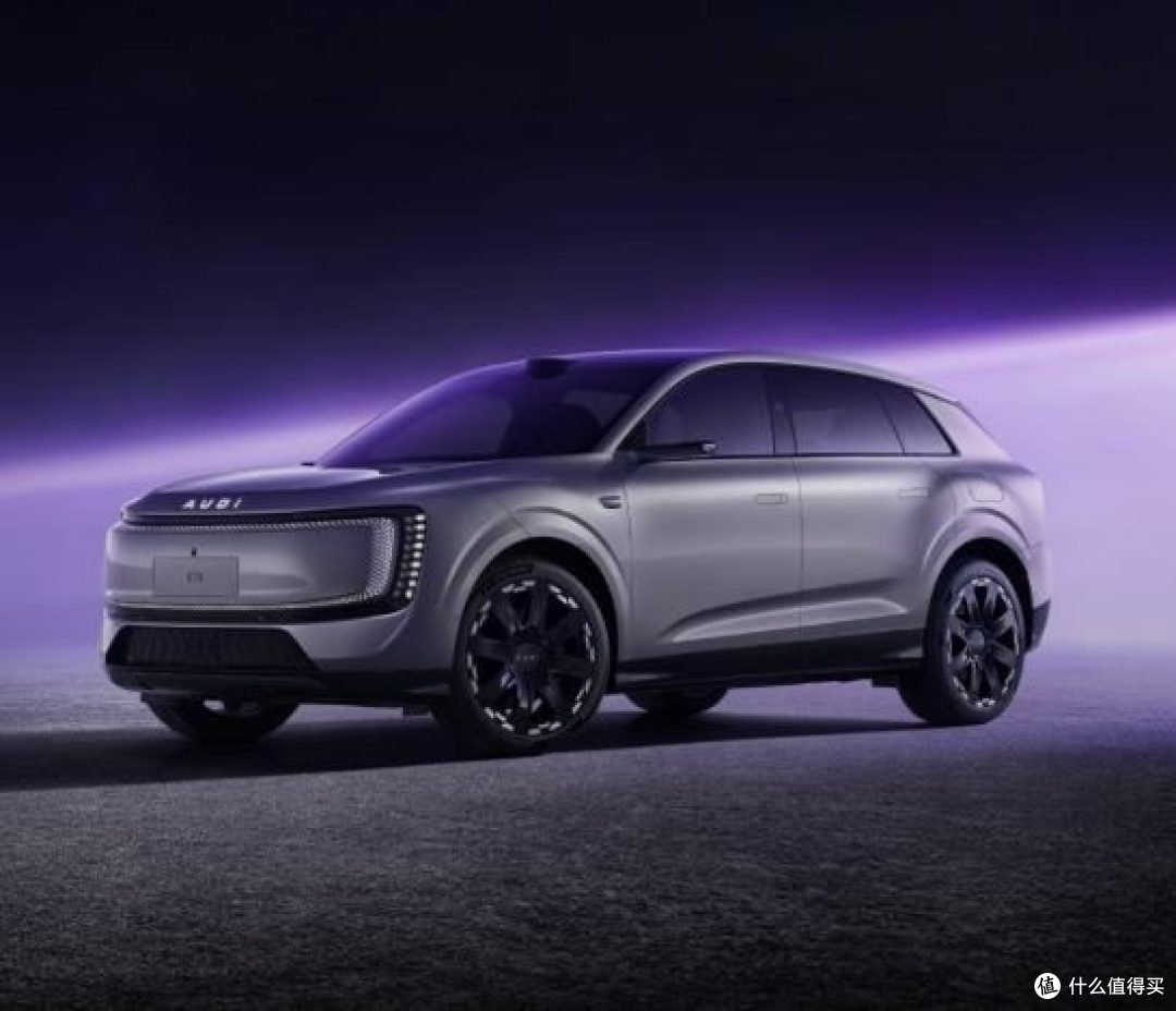 纯电SUV新标杆之争:奥迪E7X对比Model Y,德系豪华与科技的较量