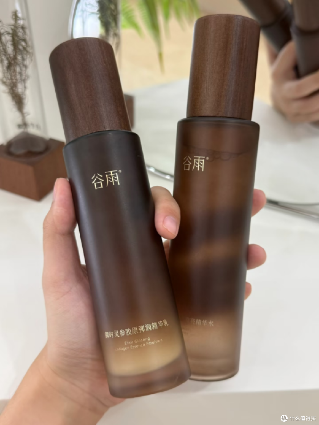 30岁以上淡纹紧致水乳推荐什么?熟龄肌分肤质选这4款抗皱水乳