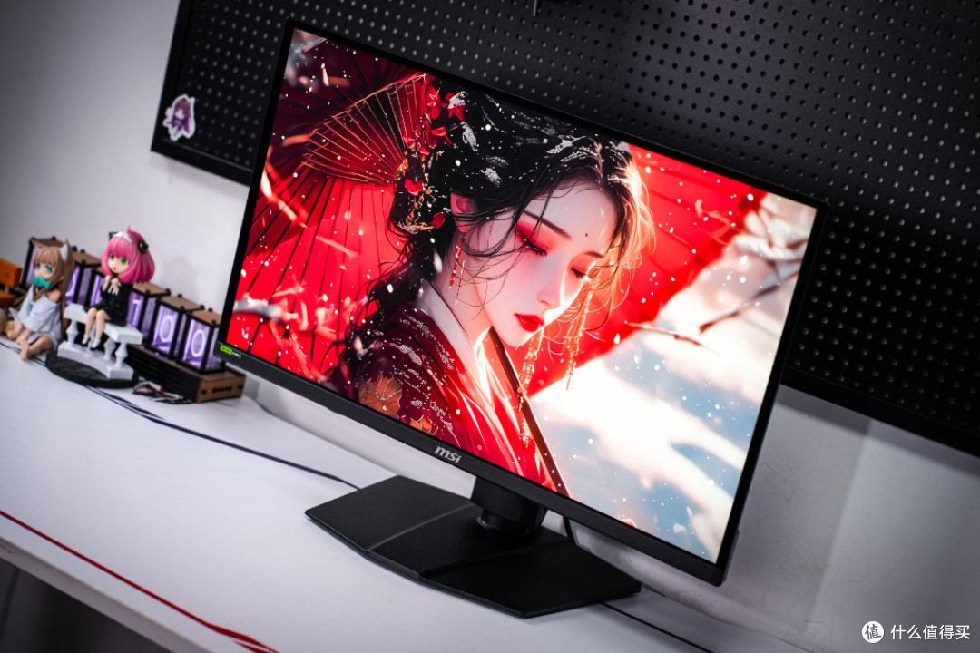 同价位碾压级存在?微星MAG 271QP QD-OLED X28流光上手实测