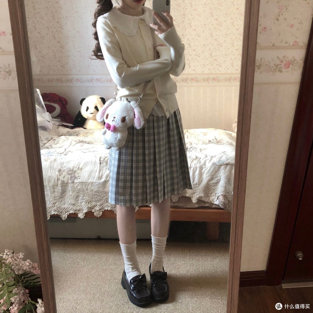 栀白时✖️樱子酱宽腰封前箱褶格裙实测:校供感拉满,值不值得入