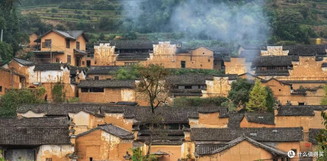 避开热门,选小众景点省钱游
