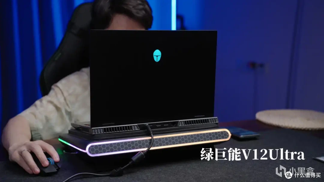 笔记本散热器怎么选?新品V11/旗舰V12Ultra 绿巨能风压散热器