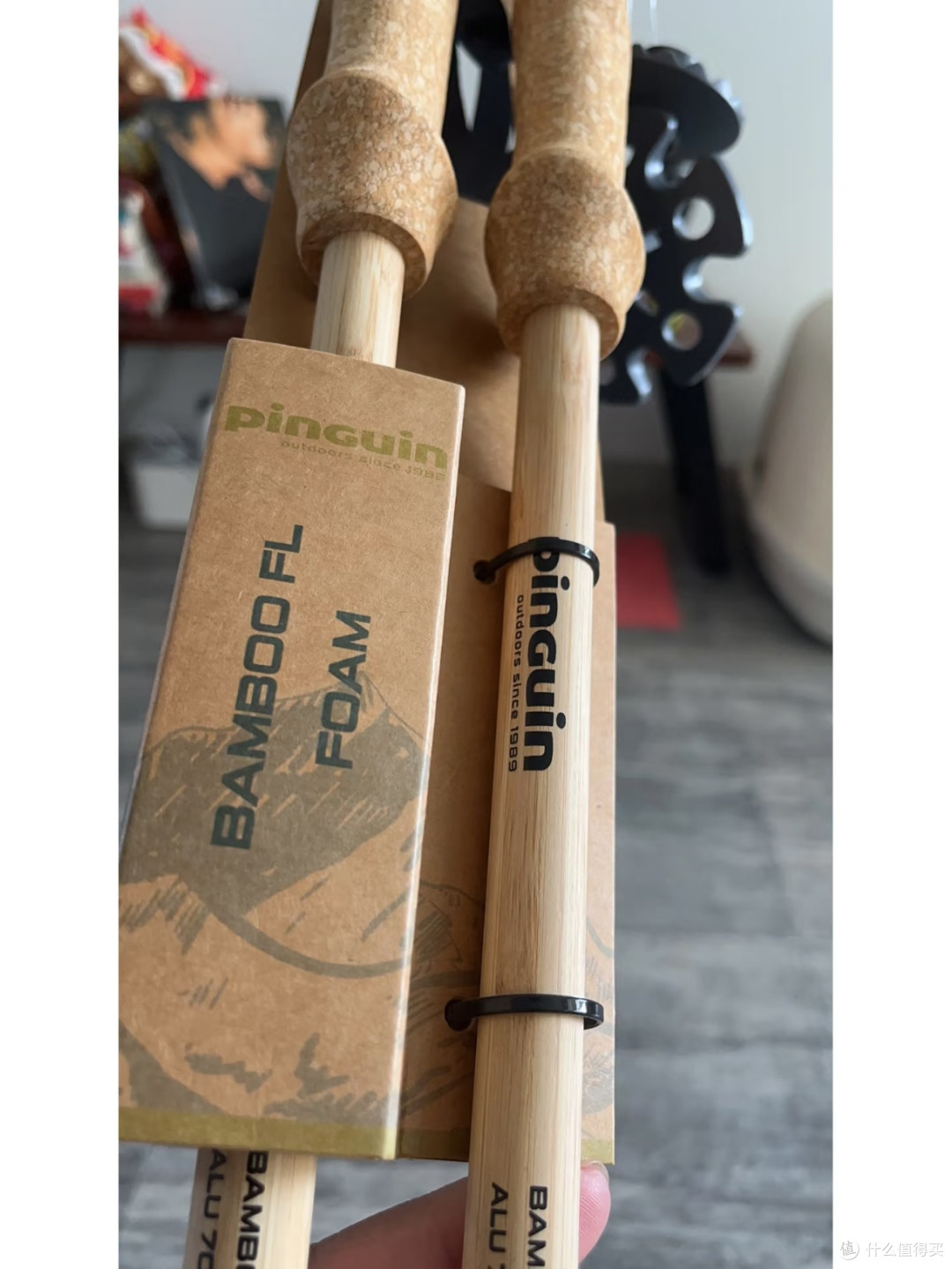 被颜值骗入手!捷克小众竹皮登山杖