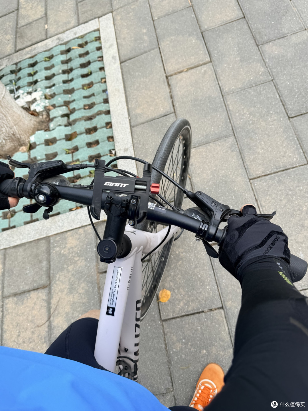 追风日记|厦门环岛路白昼追风,闪电战车与海风共舞!