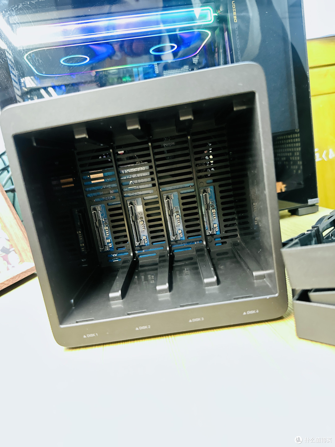 绿联DH4300 Plus:摄影人的移动存储,把全世界的美好都装进口袋