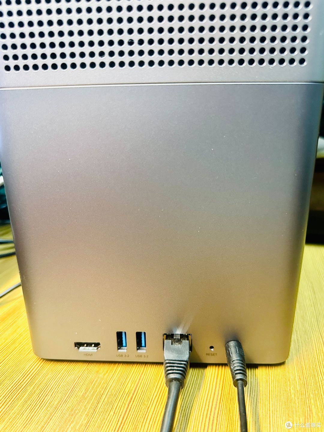 绿联DH4300 Plus:摄影人的移动存储,把全世界的美好都装进口袋