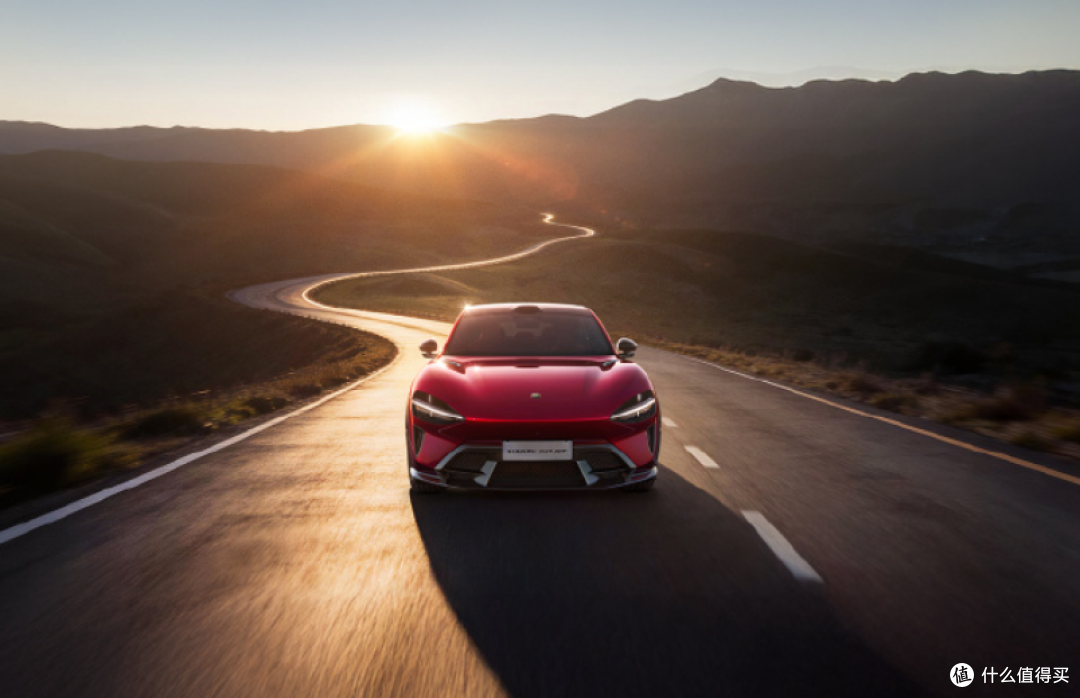 雷军官宣小米YU7 GT:超千匹马力、300km/h极速,5月底见!