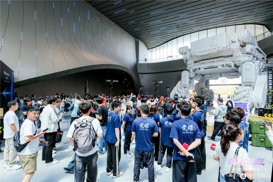 荣耀WIN游戏本发布会以硬核创新定义电竞新标杆