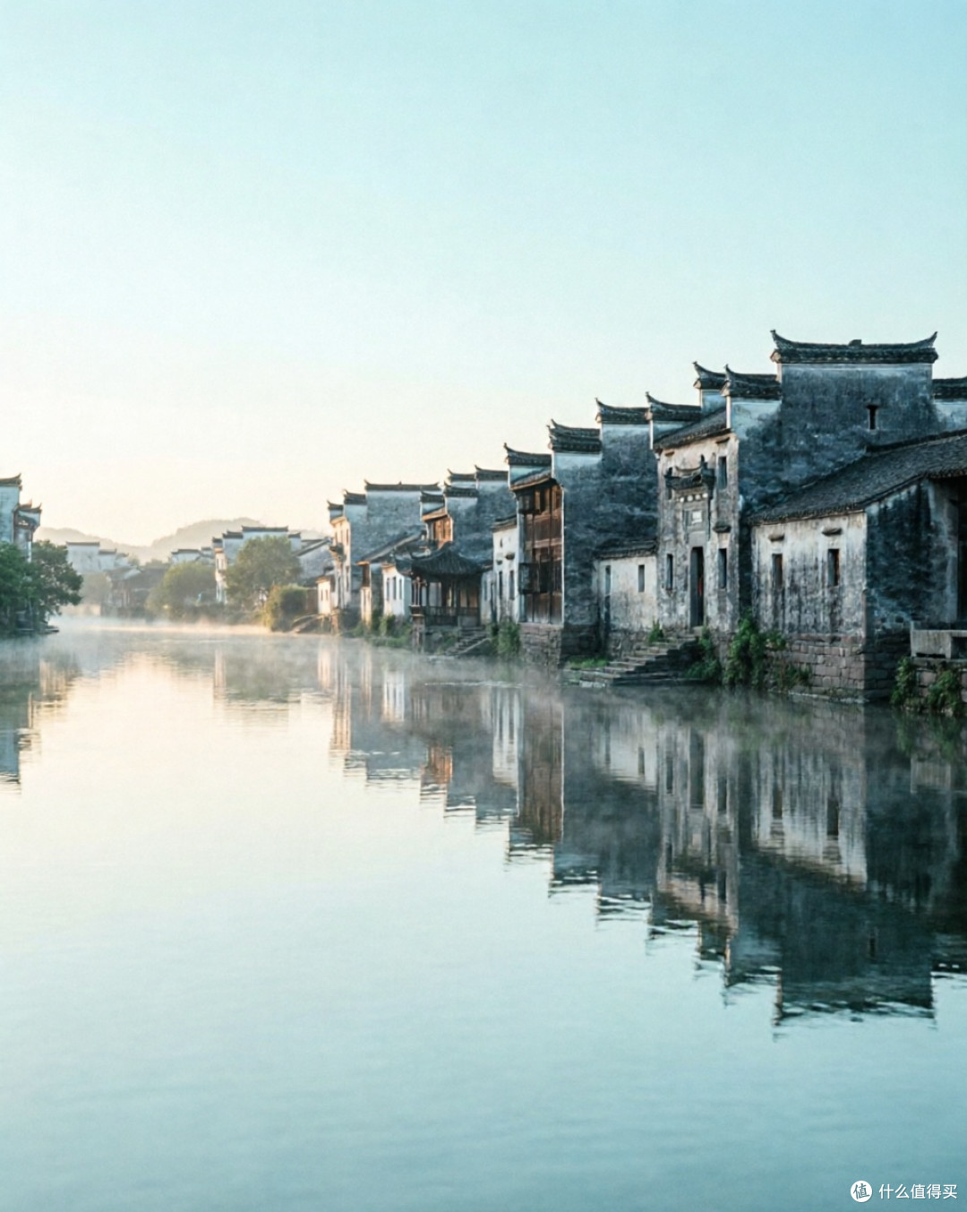 婺源晨骑:巷弄空寂,转角遇晨曦