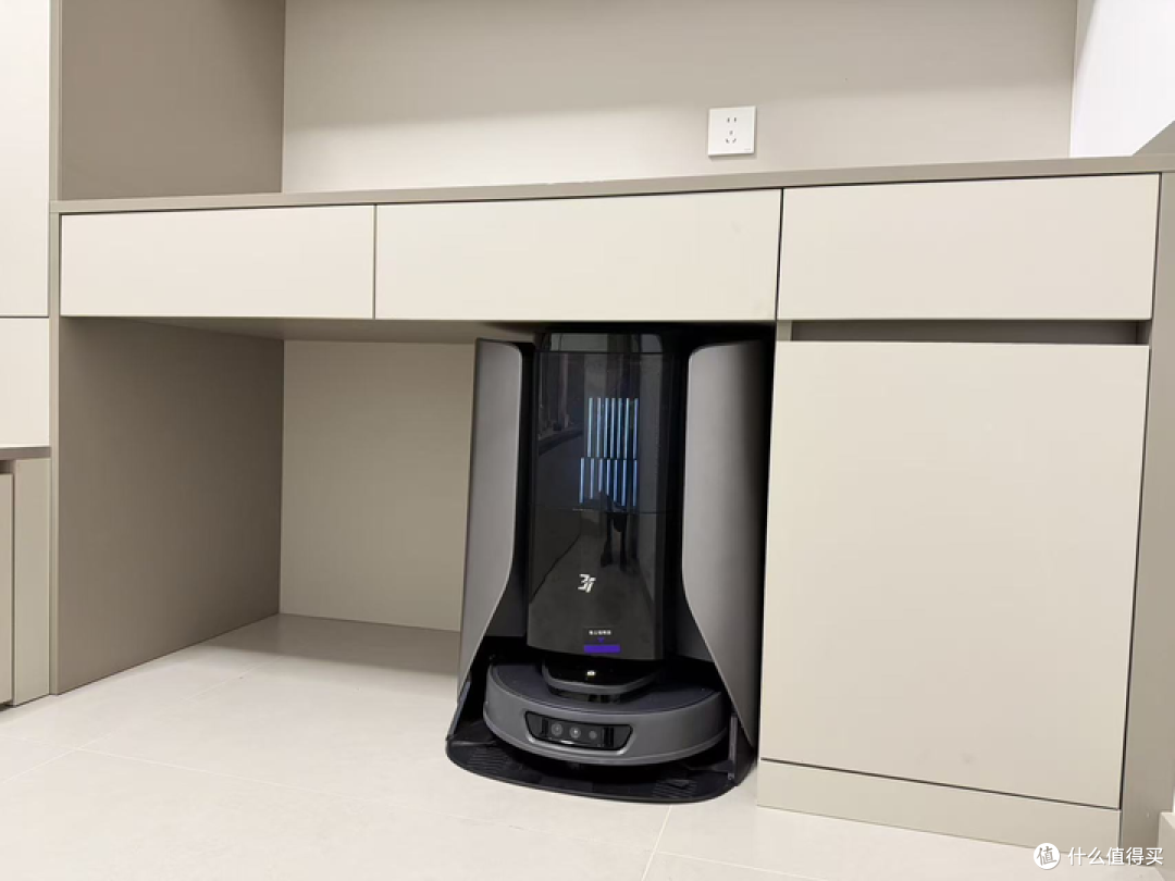 终生免换水?增加蒸汽功能的3i F1 Pro洗地机器人实测来啦!