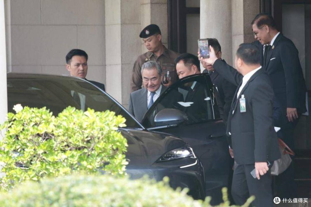 从“总理座驾”到“全球销冠”:比亚迪改写世界汽车格局
