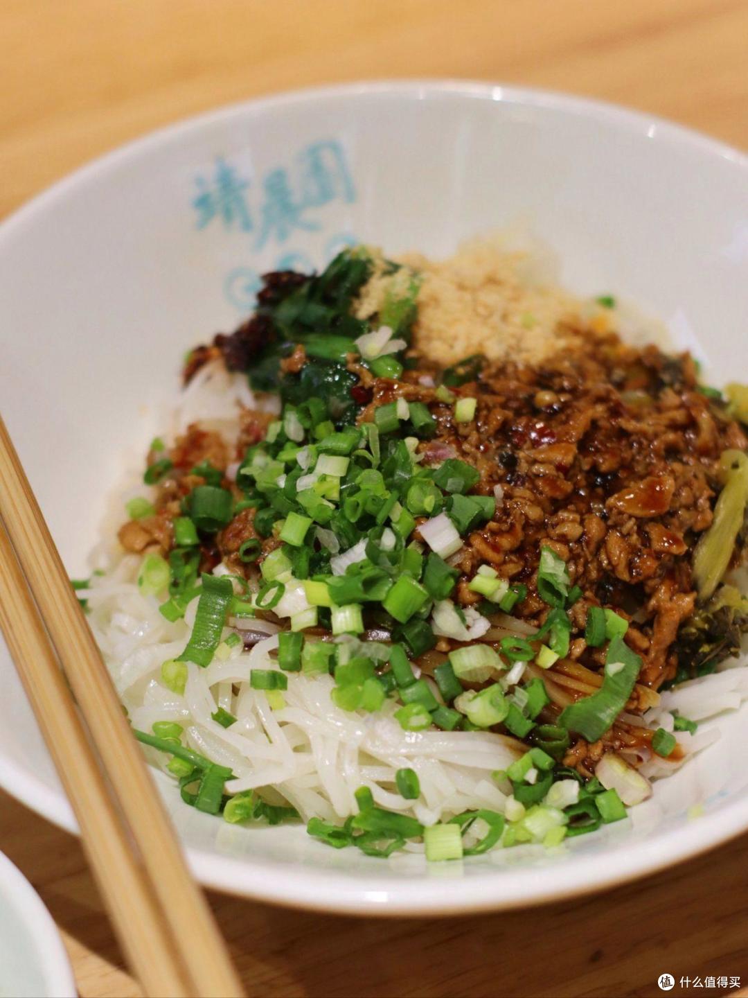 昆明老街烟火气!8 家藏在巷里的小吃老店,吃过才算懂春城